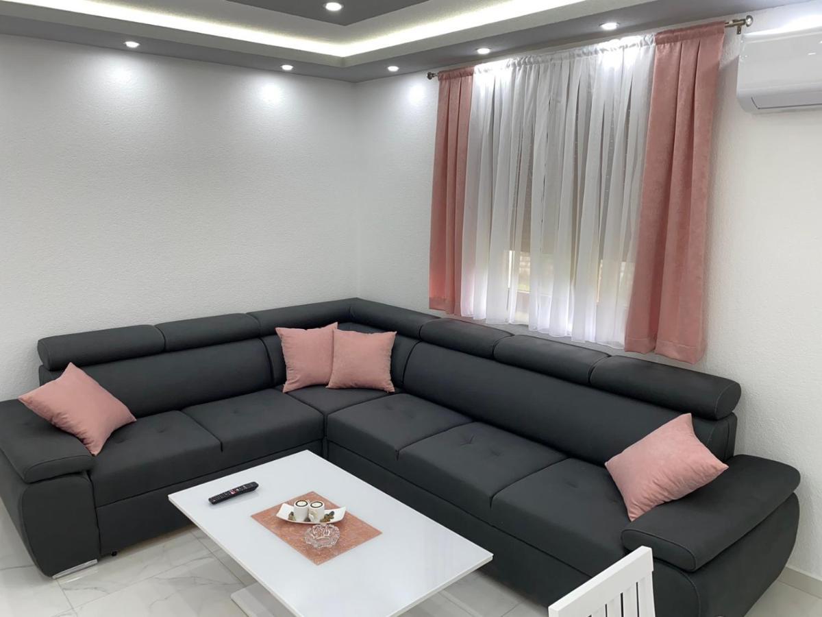 Apartman Jovana Bileca Екстер'єр фото